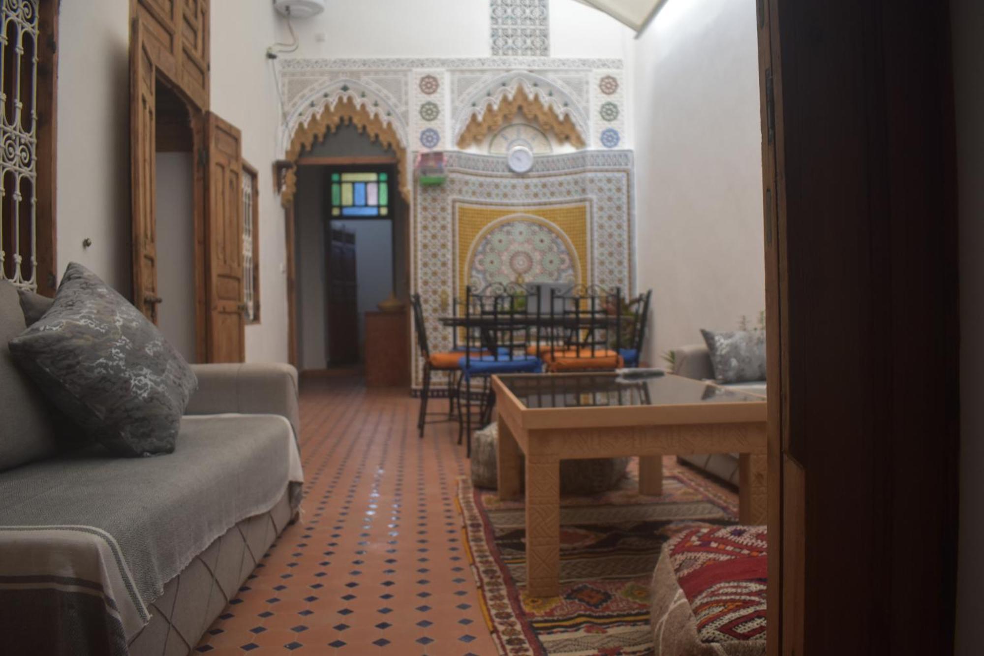 Hostel Capital Rabat Bagian luar foto